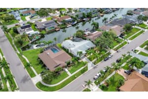 5821 DORY WAY, TAMPA, FL 33615 Sold 03/13/24