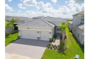 3104 GREAT BANYAN WAY, WESLEY CHAPEL, FL 33543 Sold 12/15/23