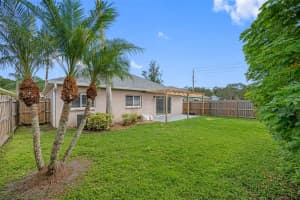 9525 HAMLET LANE, TAMPA, FL 33635 Sold 02/02/24