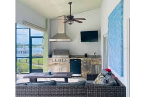 826 CHRISTINA CIRCLE, OLDSMAR, FL 34677 Sold 02/15/24