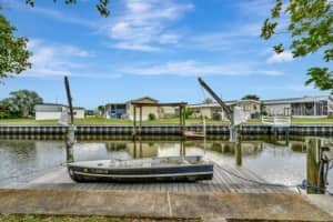 111 SAINT LUCIA LOOP, APOLLO BEACH, FL 33572 Sold 12/27/23