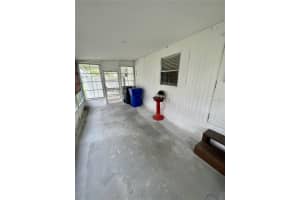 121 SAINT MARTINS WAY, APOLLO BEACH, FL 33572 Sold 12/01/23