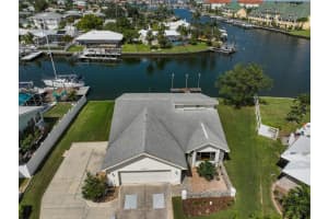 6303 LAKE SUNRISE DRIVE, APOLLO BEACH, FL 33572 Sold 11/14/23