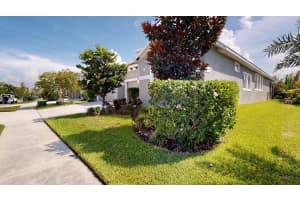 5333 SILVER SUN DRIVE, APOLLO BEACH, FL 33572 Sold 12/06/24