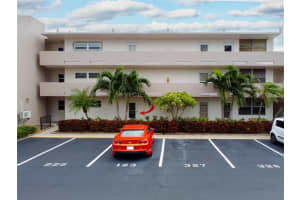 7405 BAY ISLAND DRIVE, SOUTH PASADENA, FL 33707 Sold 12/15/23