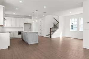 408 OAK AVENUE, TAMPA, FL 33602 Sold 09/17/24
