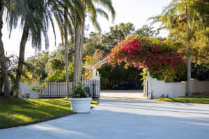 5001 TROYDALE ROAD, TAMPA, FL 33615 Sold 03/28/25
