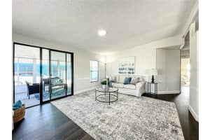 5019 FOX CLIFF DRIVE, LAKELAND, FL 33810 Sold 11/30/23