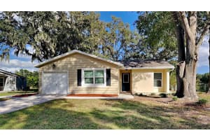 1401 PERIWINKLE COURT, LAKELAND, FL 33811 Sold 12/01/23