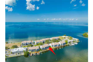 811 BAHIA DEL SOL DRIVE, RUSKIN, FL 33570 Sold 04/19/24