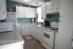 504 LA PLAYA CIRCLE, NORTH PORT, FL 34287 - MLS#MFRT3483615