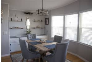 604 LA JOLLA CIRCLE, NORTH PORT, FL 34287 Sold 03/29/24