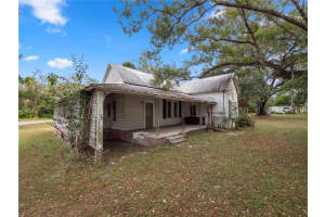6106 PINE AVENUE, LAKELAND, FL 33810 Sold 10/27/25