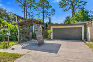 1917 GREGORY DRIVE, TAMPA, FL 33613 Sold 05/17/24