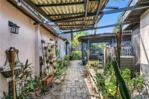 1917 GREGORY DRIVE, TAMPA, FL 33613 Sold 05/17/24
