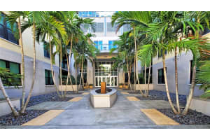 400 4TH AVENUE, ST PETERSBURG, FL 33701 Sold 03/08/24