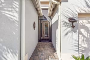 15447 SANTA POLA DRIVE, WIMAUMA, FL 33598 Sold 07/08/24