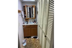 10706 DOWRY AVENUE, TAMPA, FL 33615 Sold 01/31/24