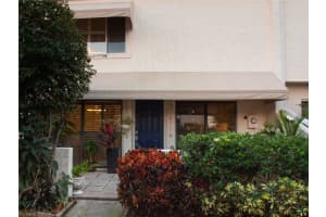 8714 COVE COURT, TAMPA, FL 33615 Sold 04/08/24