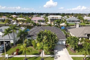 911 BUNKER VIEW DRIVE, APOLLO BEACH, FL 33572 Sold 03/13/24