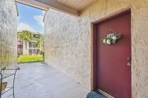 3865 LAKE DRIVE, TAMPA, FL 33614 Sold 04/10/24