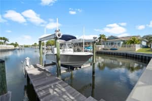427 MIRABAY BOULEVARD, APOLLO BEACH, FL 33572 Sold 11/25/24
