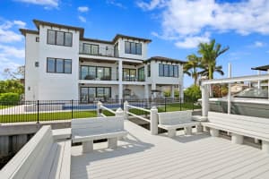 2095 HAWAII AVENUE, ST PETERSBURG, FL 33703 Sold 01/26/24