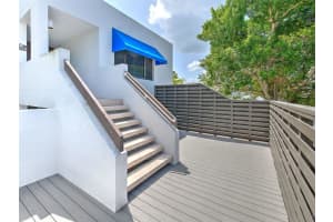 519 BAYPORT WAY, LONGBOAT KEY, FL 34228 - MLS#MFRT3488580