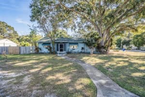 1601 PALOMA LANE, DUNEDIN, FL 34698 Sold 12/29/23