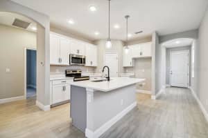 6593 GREAT BEAR, LAKELAND, FL 33805 Sold 03/13/24