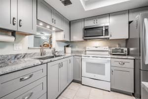 1209 MONTROSE PLACE, DUNEDIN, FL 34698 Sold 03/04/24