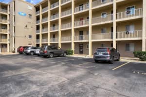 3539 LAKE BAYSHORE DRIVE, BRADENTON, FL 34205 Sold 02/26/24