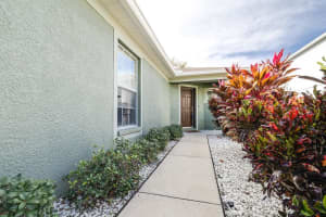 4305 OLD WAVERLY COURT, WESLEY CHAPEL, FL 33543 Sold 06/13/24