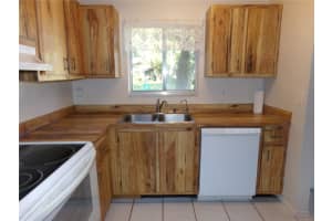2929 LICHEN LANE, CLEARWATER, FL 33760 Sold 04/30/24