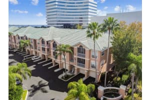 1214 BAY CLUB CIRCLE, TAMPA, FL 33607 Sold 04/10/24
