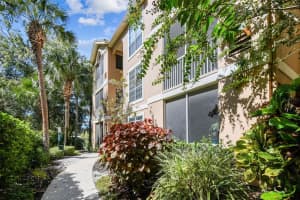 1214 BAY CLUB CIRCLE, TAMPA, FL 33607 Sold 04/10/24