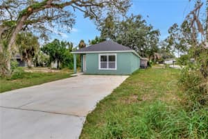 219 DR J A WILTSHIRE AVENUE, LAKE WALES, FL 33853 Sold 02/19/25