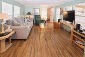 105 SAINT ANNES CIRCLE, APOLLO BEACH, FL 33572 Sold 06/05/24