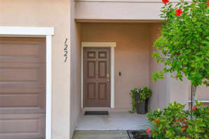 1221 GRANTHAM DRIVE, SARASOTA, FL 34234 Sold 05/16/24