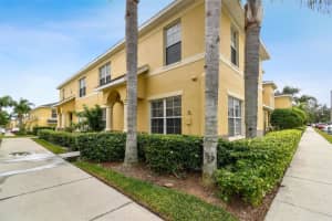 5415 RIVER ROCK ROAD, LAKELAND, FL 33809 Sold 07/26/24