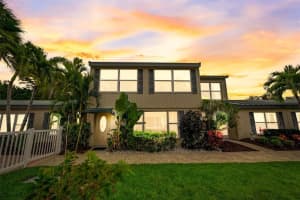 5860 MIDNIGHT PASS ROAD, SARASOTA, FL 34242 Sold 05/03/24