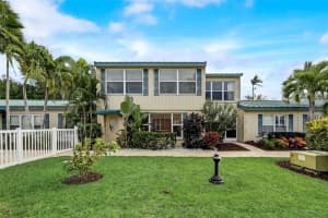 5860 MIDNIGHT PASS ROAD, SARASOTA, FL 34242 Sold 05/03/24