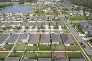 11621 BLUE WOODS DRIVE, RIVERVIEW, FL 33569 Sold 04/12/24