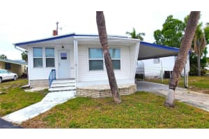 4851 W Gandy Blvd #b4 L32, TAMPA