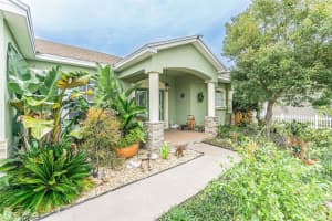 2729 STONEWOOD DRIVE, LAKELAND, FL 33810 Sold 02/09/24