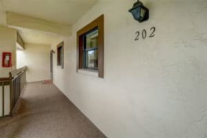 2400 WINDING CREEK BOULEVARD, CLEARWATER, FL 33761 - MLS#MFRT3496489
