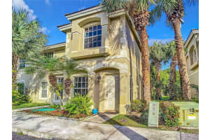 816 SUMMIT LAKE DRIVE, WEST PALM BEACH, FL 33406 Sold 03/13/24
