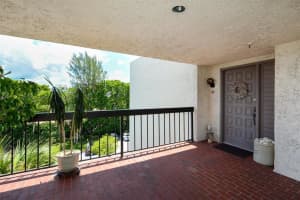 1935 GULF OF MEXICO DRIVE, LONGBOAT KEY, FL 34228 Sold 05/08/24