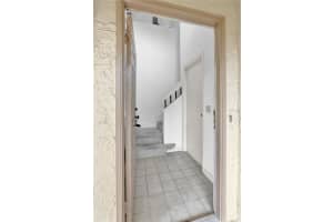 10435 SAINT TROPEZ PLACE, TAMPA, FL 33615 Sold 05/31/24