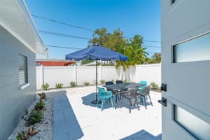 1473 Durling Dr S South Pasadena, FL 33707 - Off Market